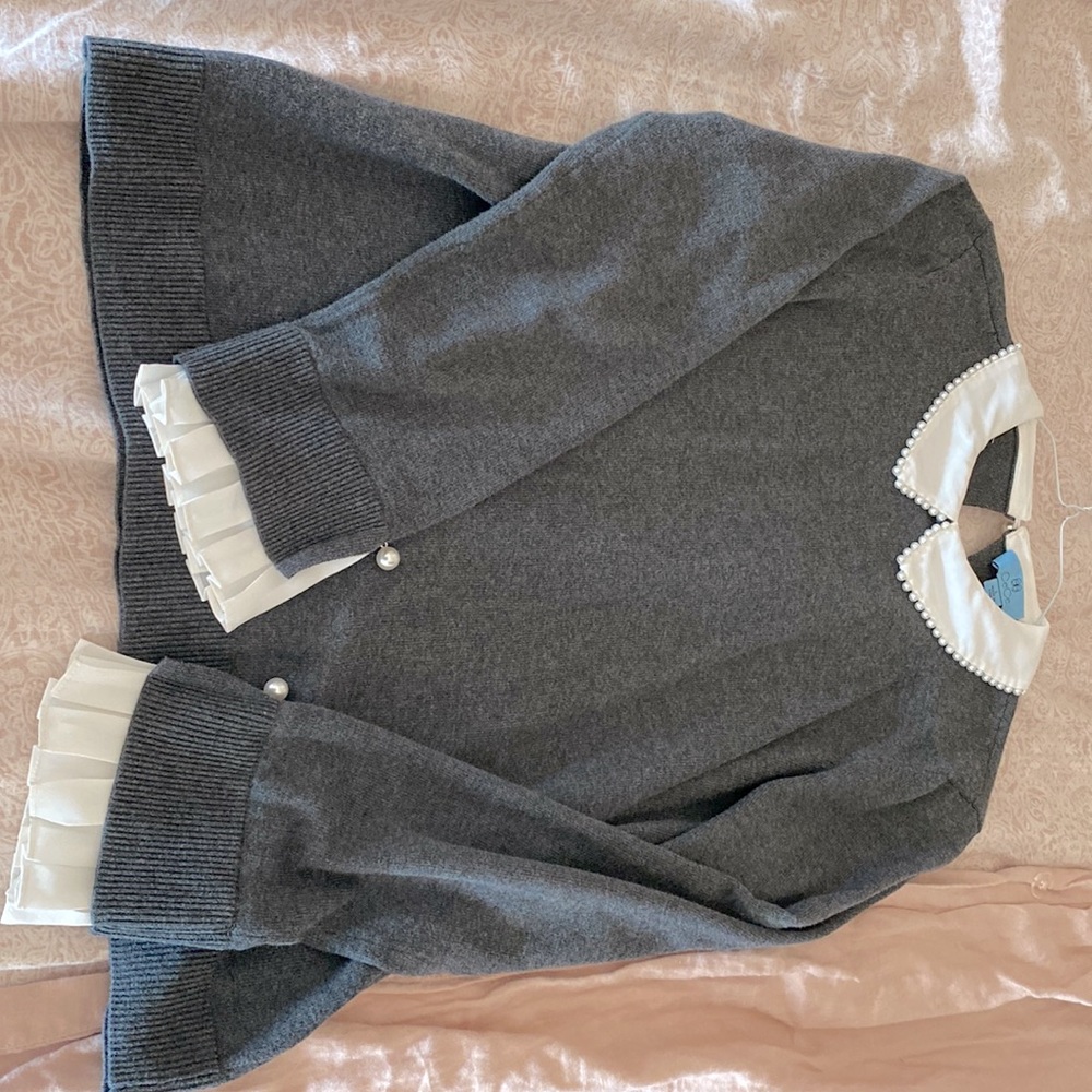 Grey business casual sweater with pearl details